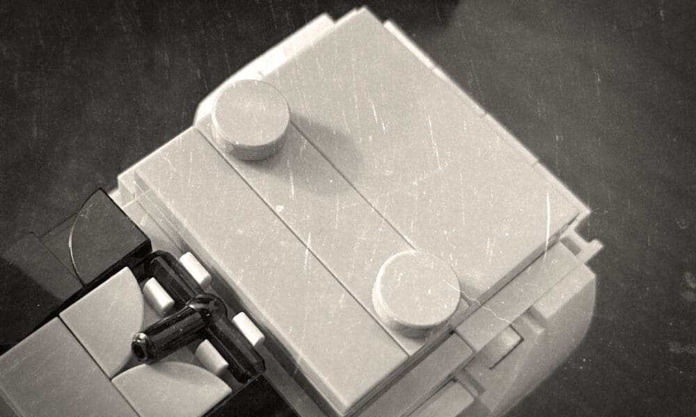 LEGO Brickheadz Doctor Who First Doctor by J Aussey