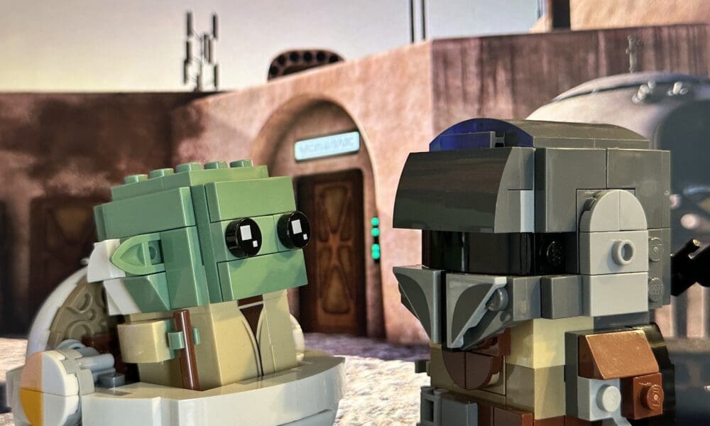 LEGO Brickheadz Star Wars Yoda and Mandalorian